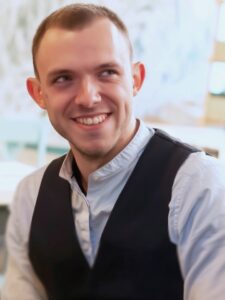 Psychologue Maxime Tarcher spécialisé dans les angoisses